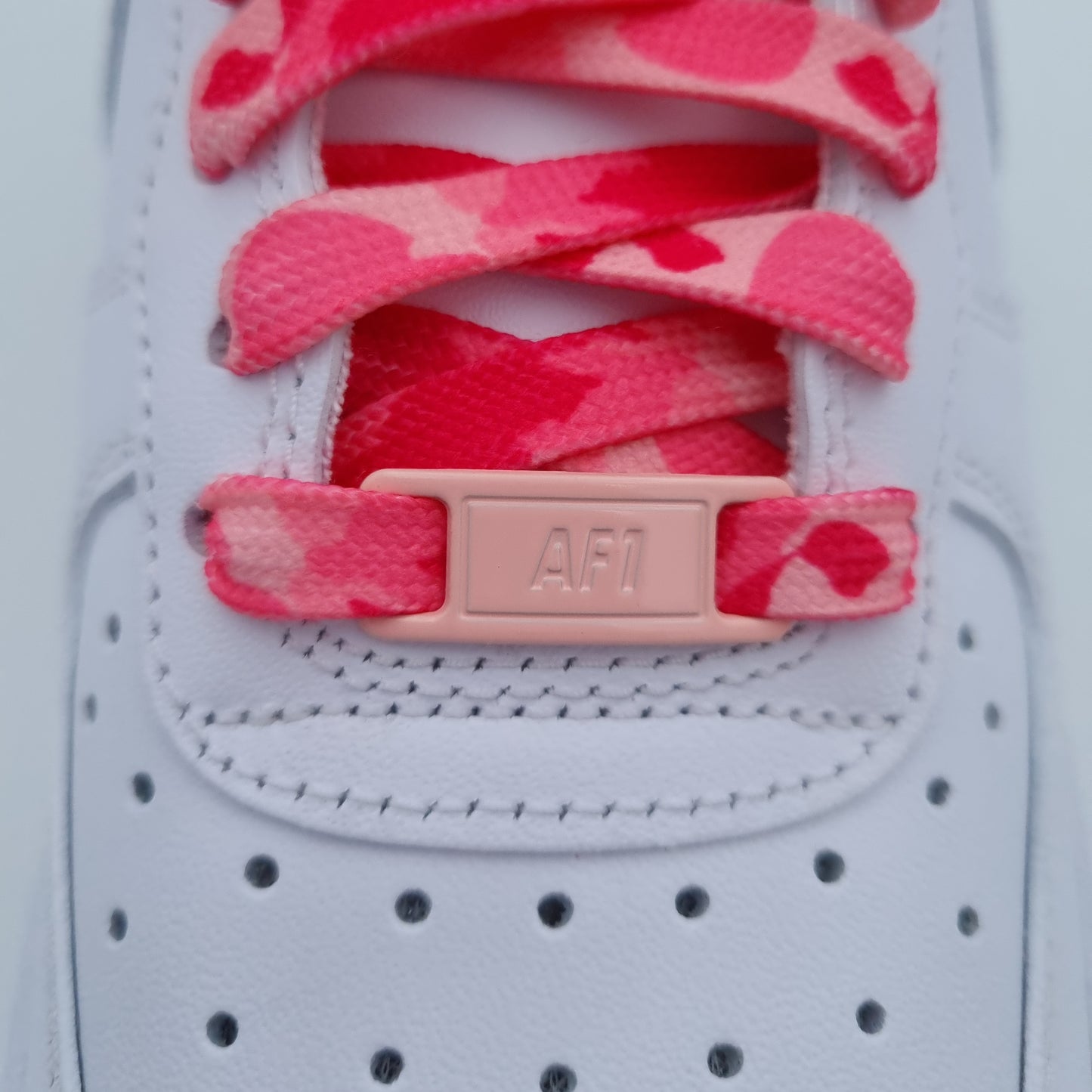 Pastellfarbene rosa AF1 Lace Tags