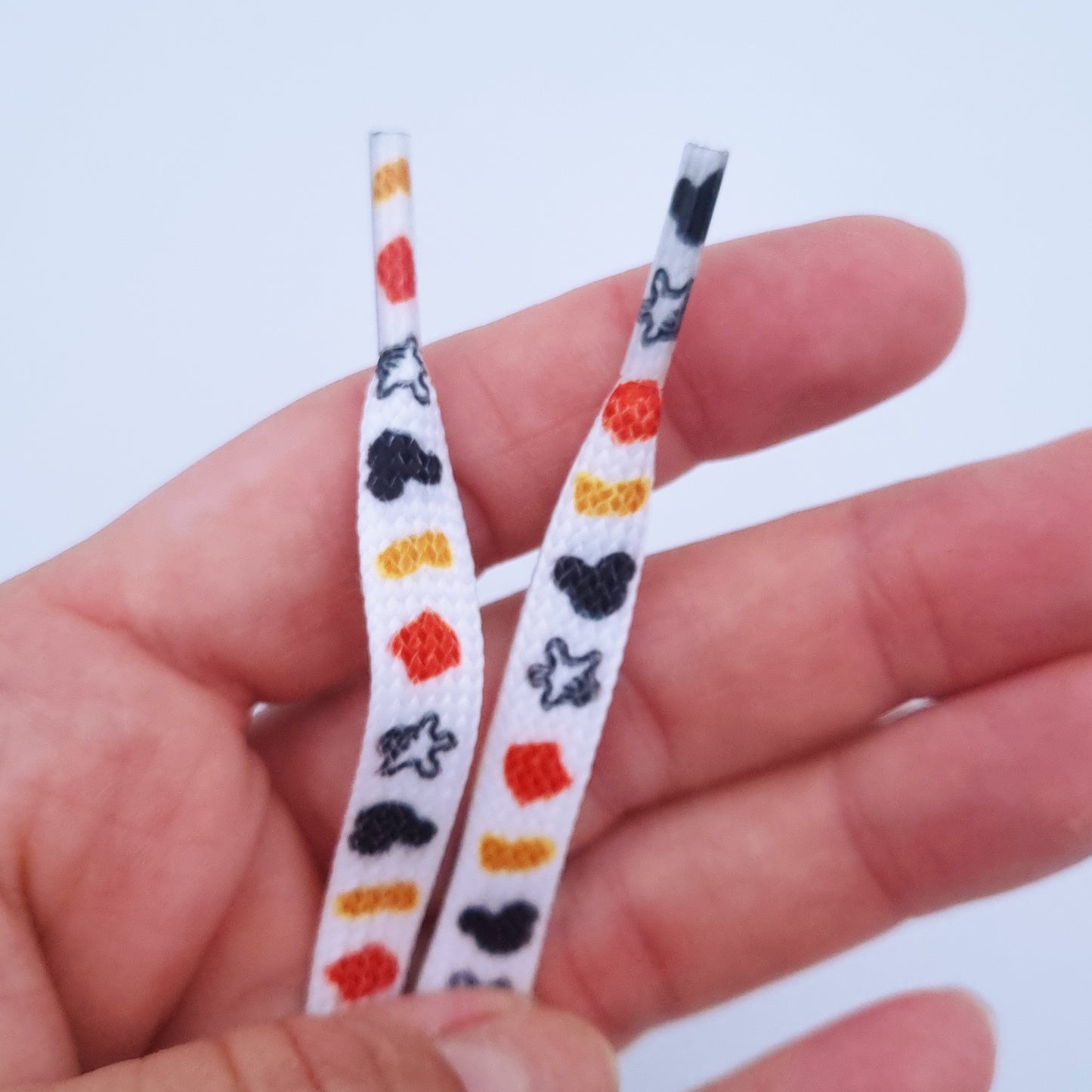 Colorful heart laces, 8 mm