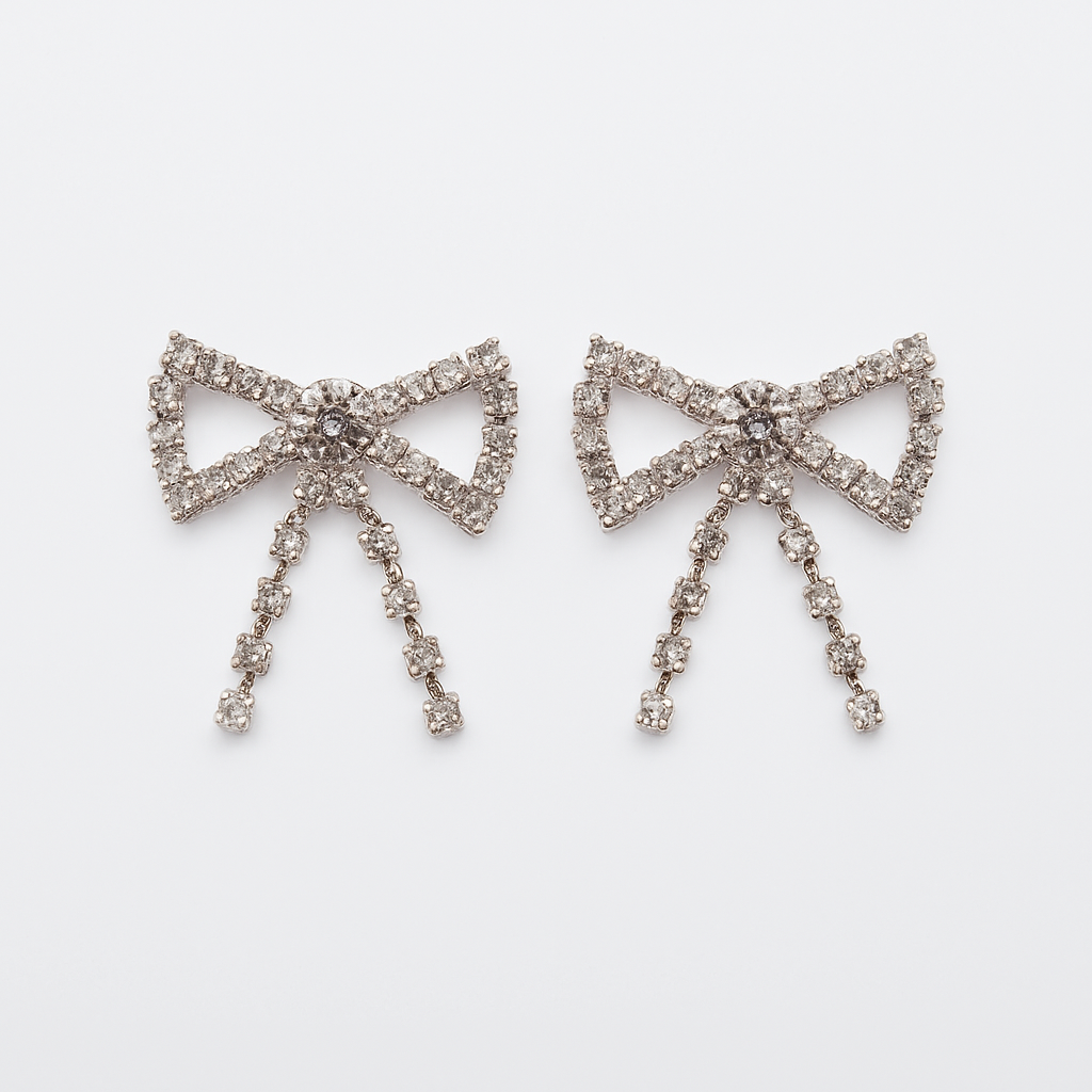 Schmuck für Schnürsenkel, silberne Schleifen mit Strass.