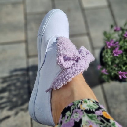 Fluffy Laces - Lovely Lavender