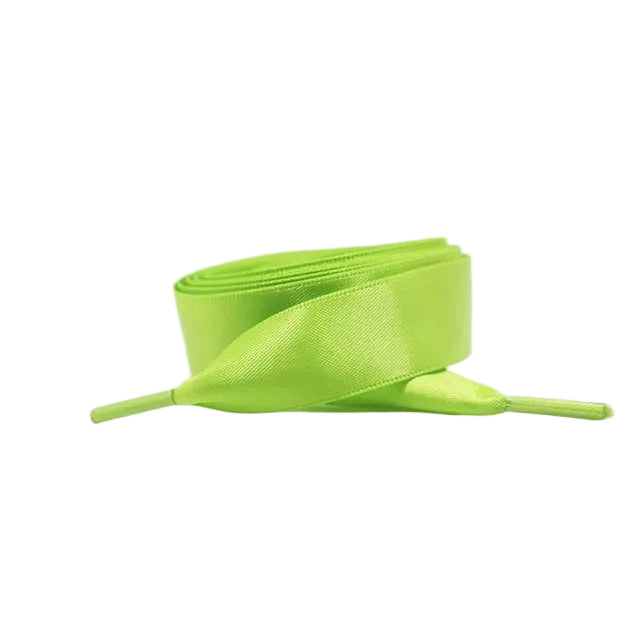 Satin Schnuersenkel in Apfelgruen